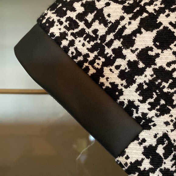 Banana Republic Black White Plaid Faux Leather Trim Short Sleeve Shift Dress 6 - Picture 3 of 5